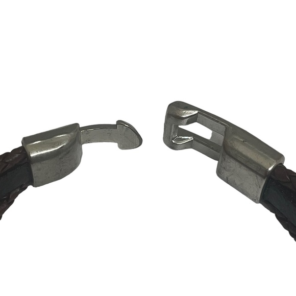 Steeltime ☠︎︎ Skull + Crossbones Braided Multi Wrap Leather ☠︎︎
Black Brown ☠︎︎ - Picture 9 of 16